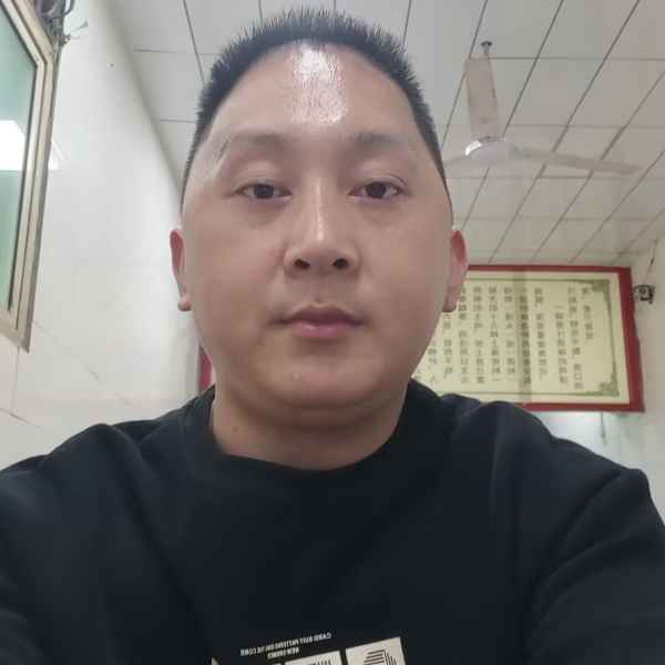 陕西35岁单身帅哥真诚找对象-清远相亲网